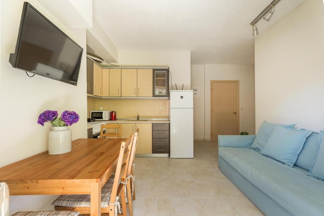 Siviri Forest View Apartment Luaran gambar